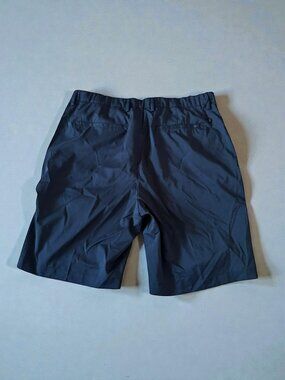 GREG NORMAN Men's navy Blue Shorts Size 38